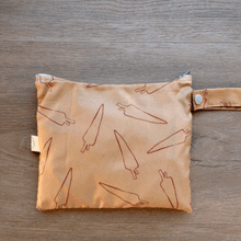 Load image into Gallery viewer, Coverall Smock with Triple Suction Cups