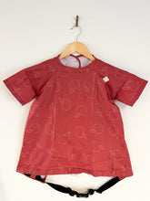 Load image into Gallery viewer, Coverall Smock with Triple Suction Cups
